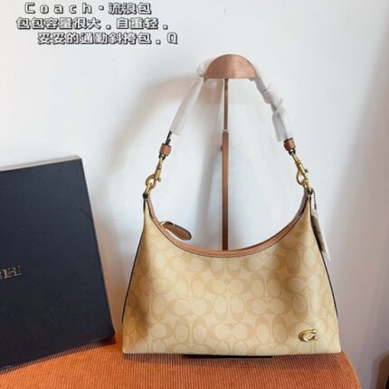 Coach city tote bag with og box 5305
